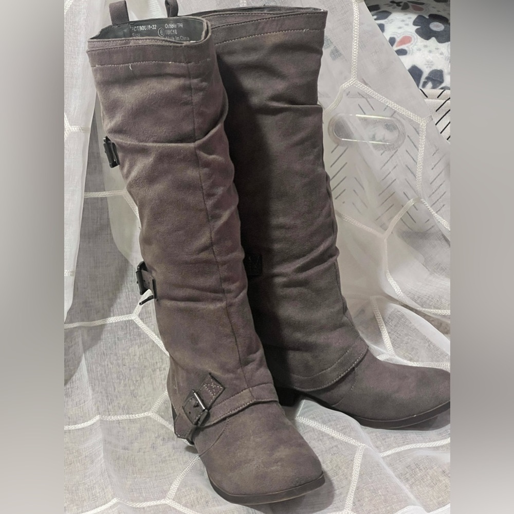 Grey tall boots